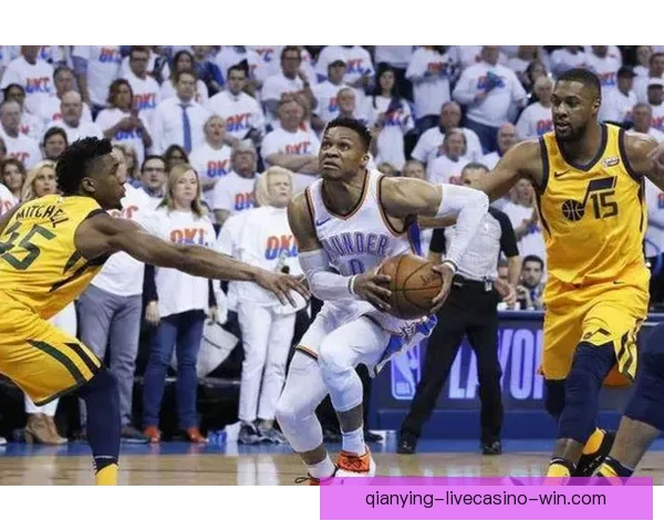 雷霆新秀因睡过头错过球队会议 被队友恶搞塞满泡沫车内 雷霆新秀因睡过头错过球队会议 被队友恶搞塞满泡沫车内