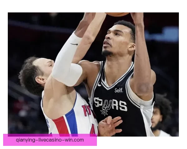 马刺力克快船福克斯砍22分哈珀瓦塞尔联手贡献两双